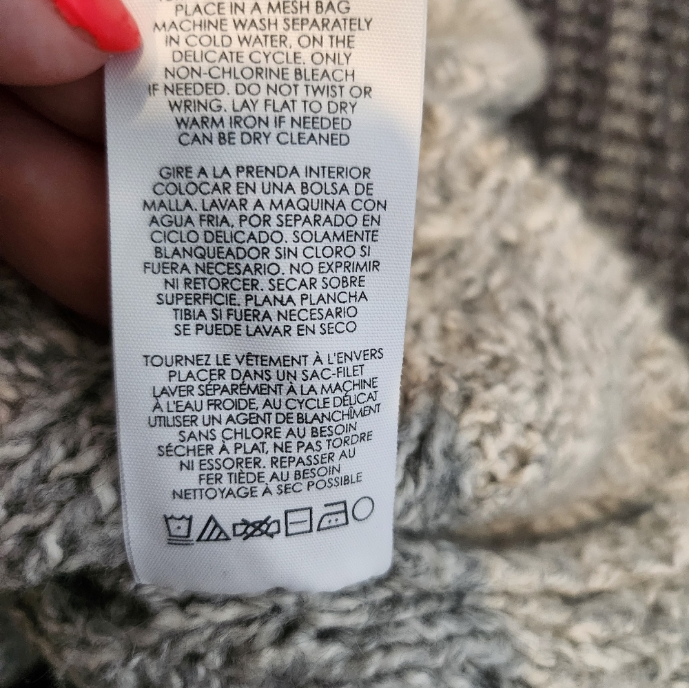 CAbi Gray V-Neck Sweater - Boxy/Cozy - Picture 11 of 11